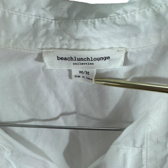 Beachlunchlounge Shirt Womens Medium White Embroidered Floral Button Up Boho Top - Picture 2 of 8